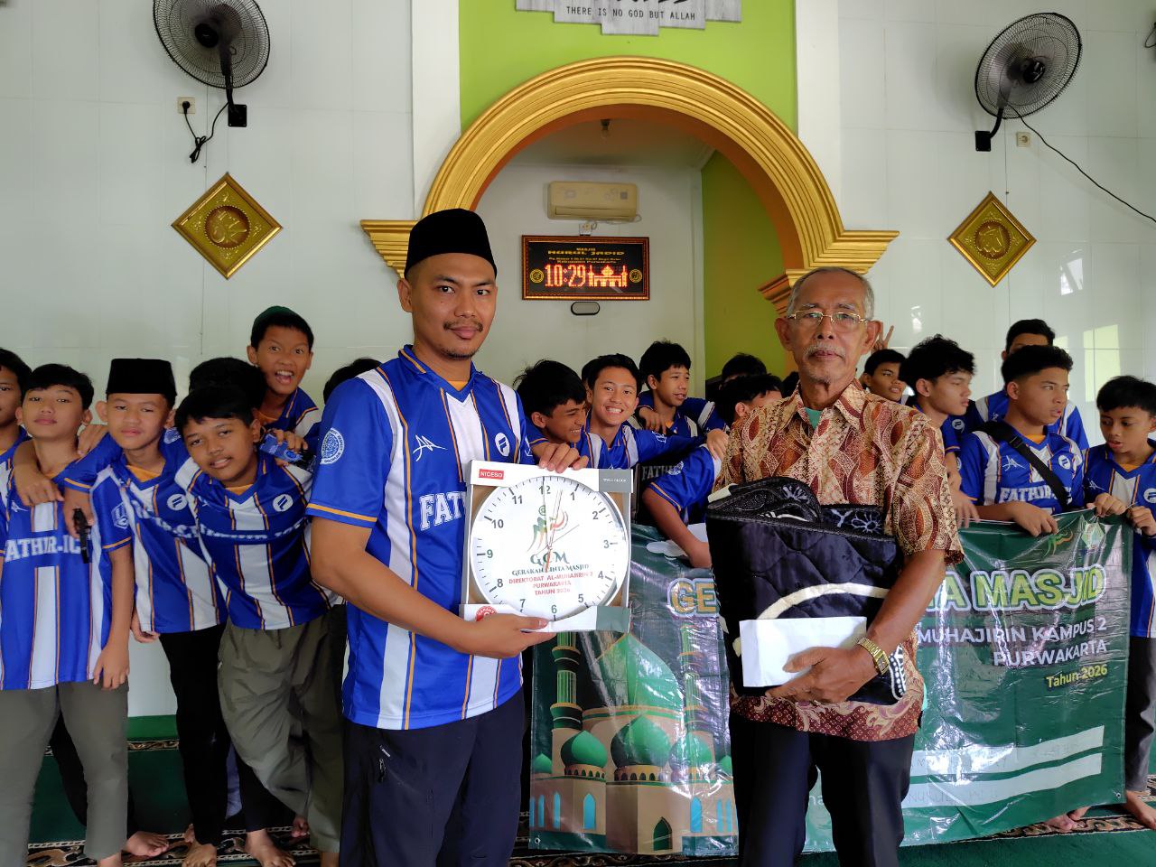 Gerakan Cinta Masjid Meriahkan Milad ke-33 Al-Muhajirin