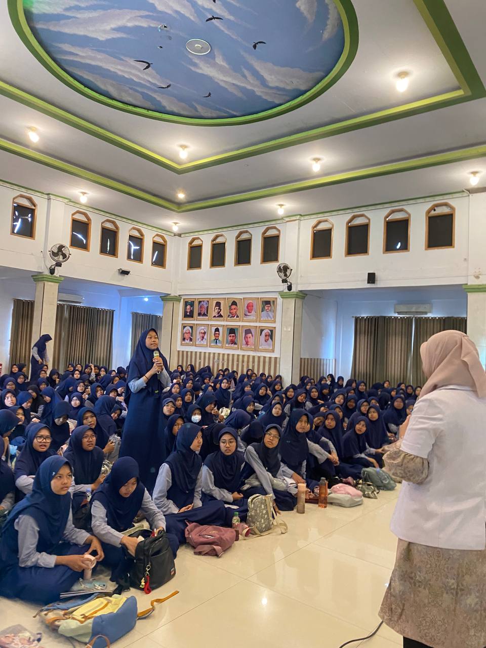 Seminar Sex Education: Edukasi Kesehatan Reproduksi dan Perlindungan Diri bagi Siswa