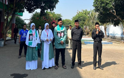 SMP Fullday Al-Muhajirin Memberangkatkan Guru untuk Umroh